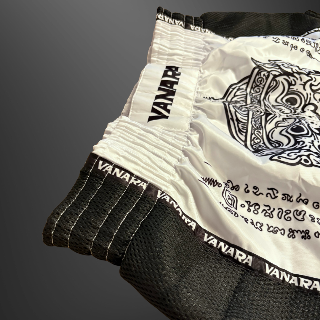 SHORTS W. MESH MUAY THAI BOXING